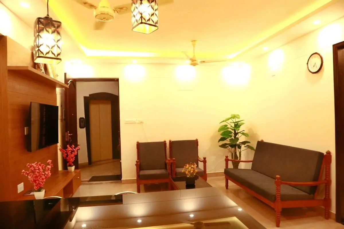 The Aster Palace Thiruvananthapuram 0*,  Ινδία